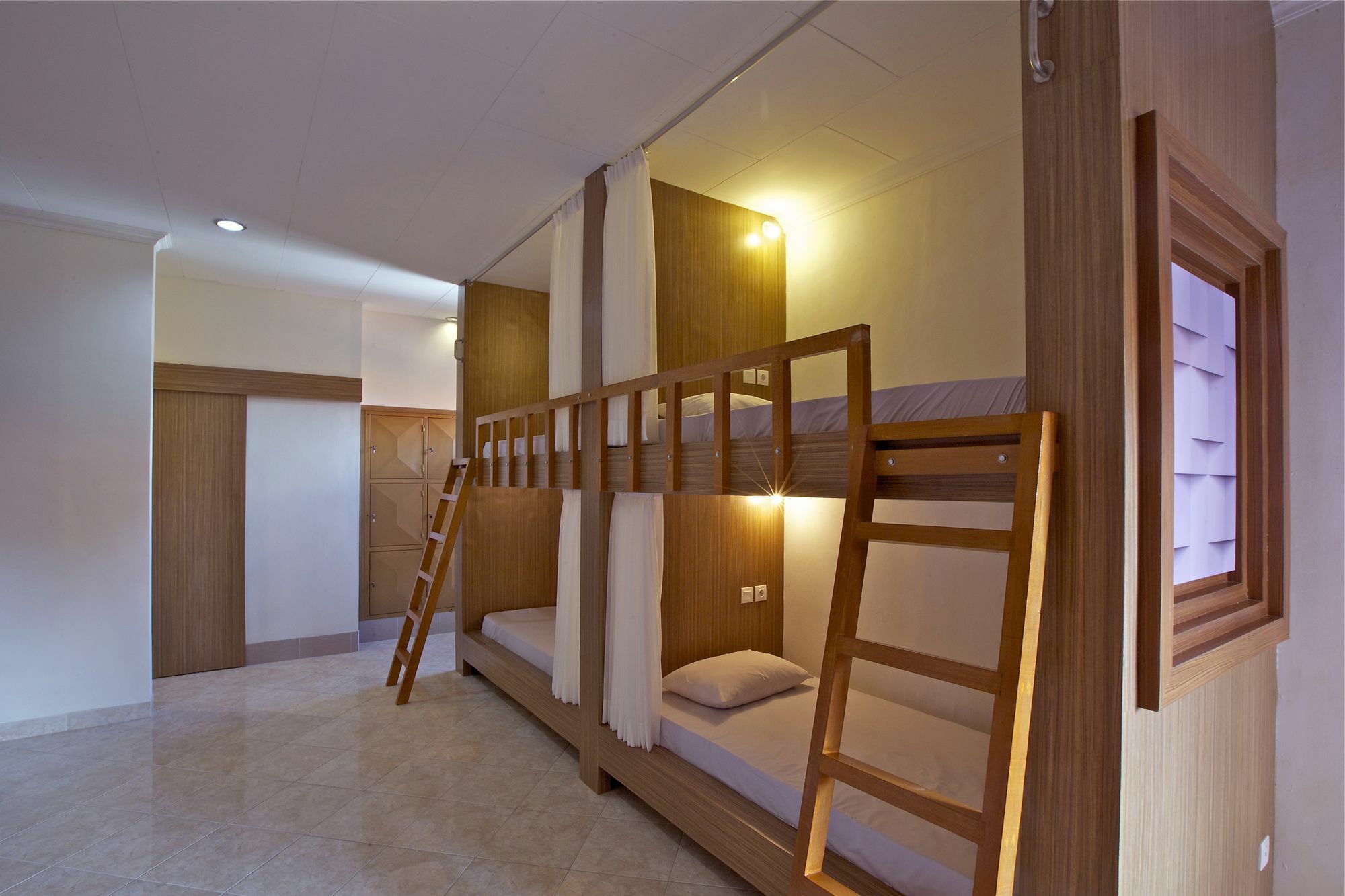 Kuta Dormitory At Simpang Inn Exterior foto